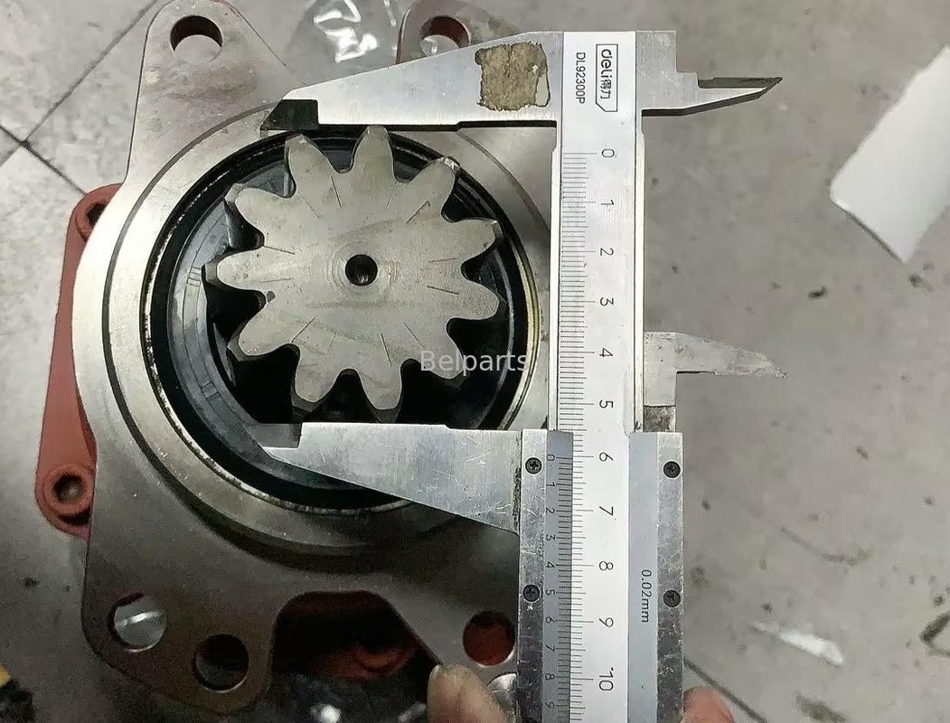 PCR-1B-05A-P-9297B Motor de Giro Nachi Para XCMG XE15 JCB 19C-1 CASE CX17 KOBELCO SK17SR Peça de Escavadeira Dispositivo de Motor Rotativo Hidráulico