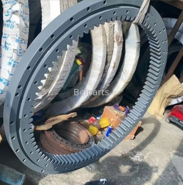 E135 Rolamentos giratórios para peças sobressalentes de escavadeiras da New Holland Y40F00006F3 Anel giratório