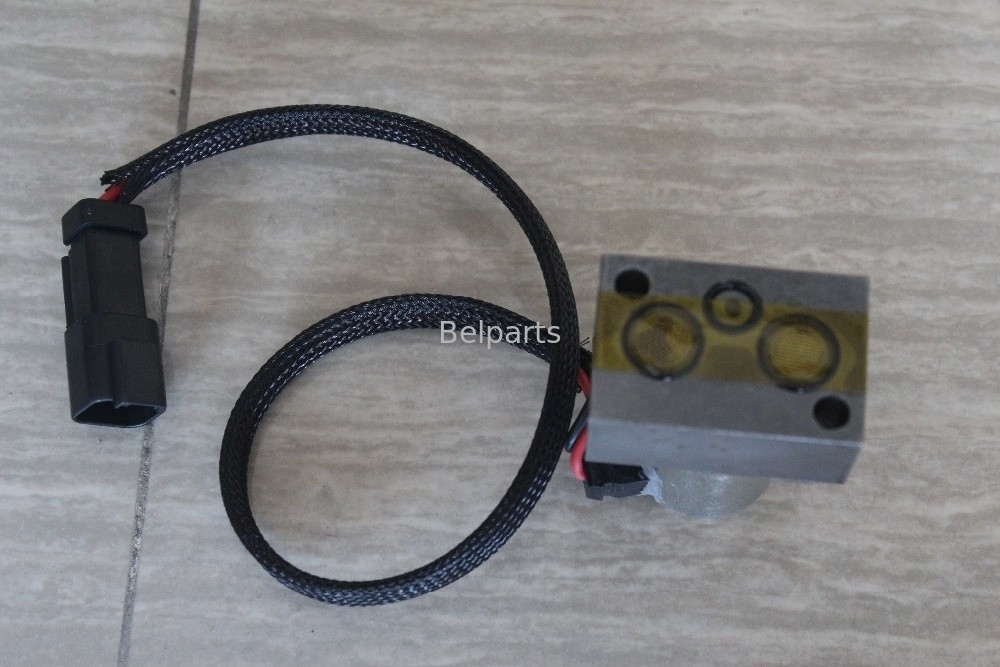 Válvula de solenoide de Spare Parts 702-21-57400 PC200-7 PC350LC-8 PC88MR-8 PC78US-8 D65EX-16 D155AX-6 da máquina escavadora